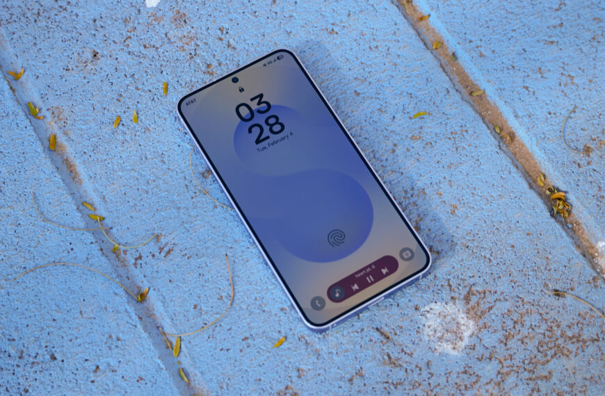 Galaxy S25 FE rumors advance with talk of a selfie camera upgrade