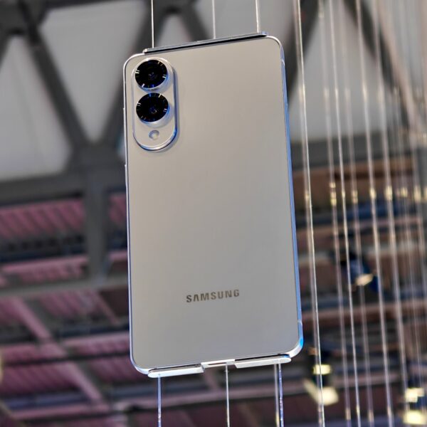 Samsung Galaxy S25 Edge vs. Galaxy S25 Ultra:…
