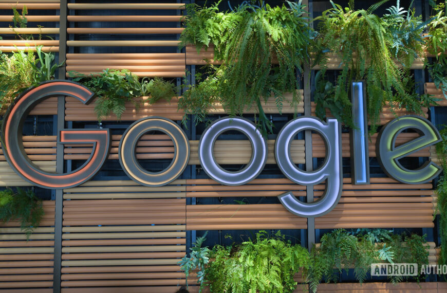 Google’s new compact Gemini Live overlay is getting better
