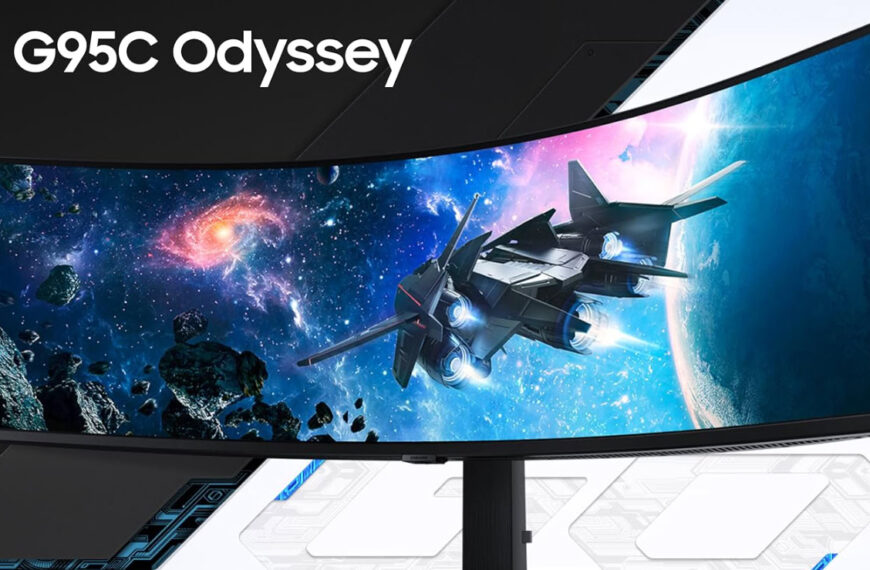 Save $300 on the Samsung Odyssey G9 49-Inch Curved Monitor