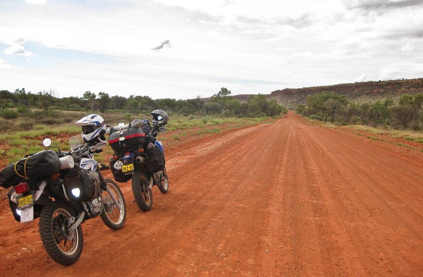 Wollongong to Woolwich: Overland from Australia to England