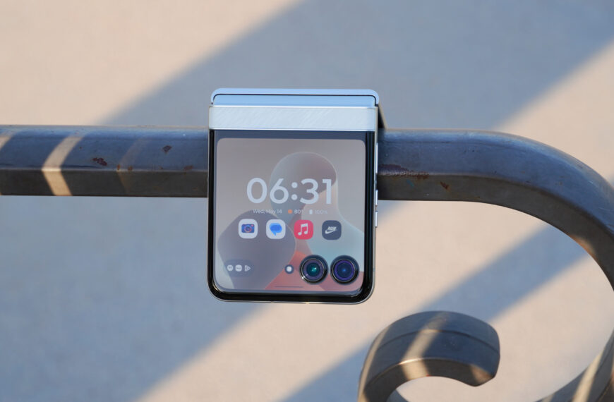 Verizon hits play on its Motorola Razr 2025…