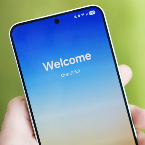 ಸ್ಯಾಮ್ಸಂಗ್ ಆಂಡ್ರಾಯ್ಡ್ ನವೀಕರಣಗಳು ಮತ್ತು ಪ್ರಮುಖ ಉಡಾವಣೆಗಳನ್ನು ಹೇಗೆ ಕಣ್ಕಟ್ಟು…