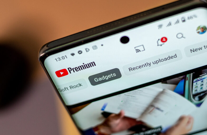 YouTube tests its own take on AI Overviews with Premium users in search