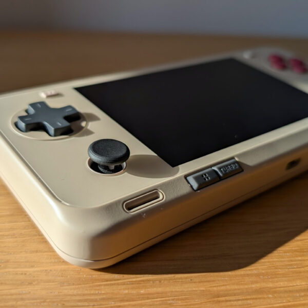 I’d give everything for a pre-configured Android gaming handheld