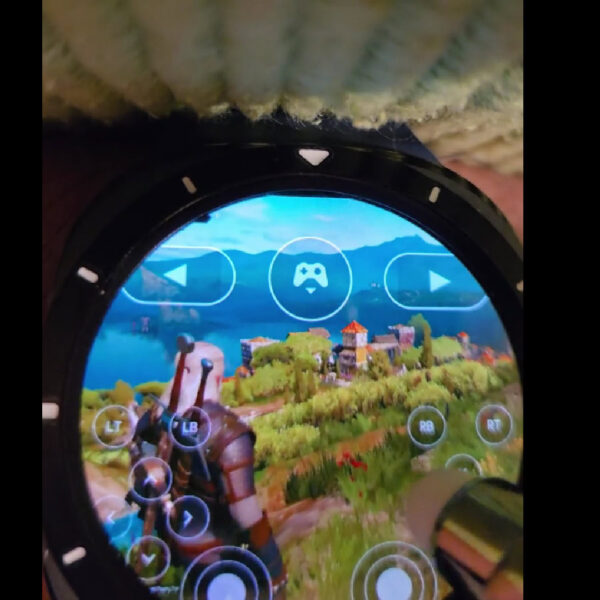 Watch this person play The Witcher 3 on their Galaxy Watch Ultra