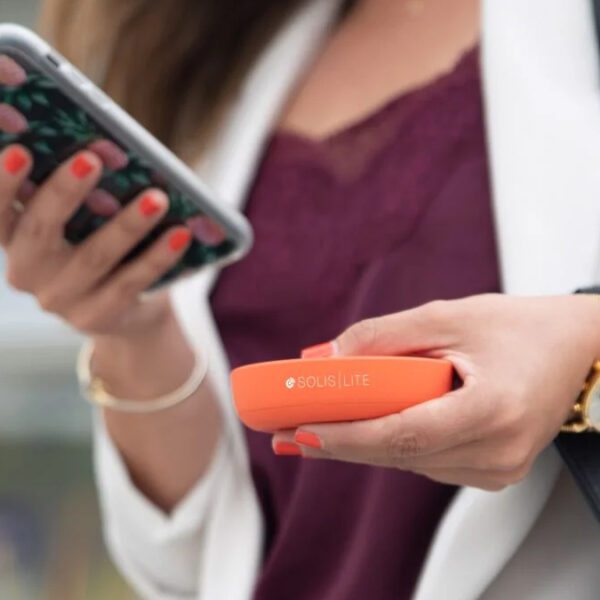 Save 15% on this SIMO Solis Lite hotspot, get 1GB monthly for free