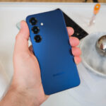 Samsung Galaxy S25 vs Google Pixel 9 deals