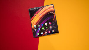 This rumored Galaxy Z Fold 7 camera change…