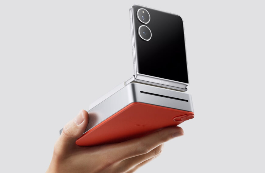 A new Galaxy Z Flip 7 rival brings impressive specs, and a truly strange add-on