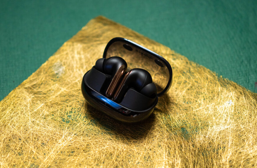 Xiaomi’s Buds 5 Pro have a terrific sound, but that’s not why I like them so much
