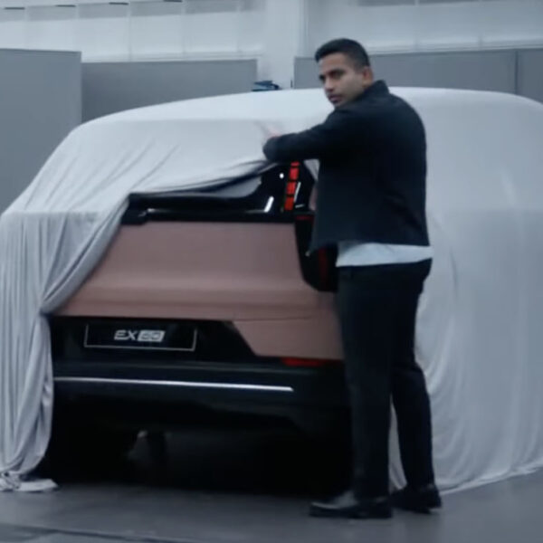 Volvo EX60 confirmed for early 2026 launch
