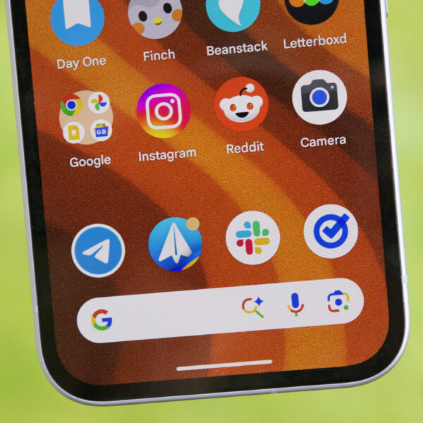 Google changed the search bar on my Pixel home screen. I hate it