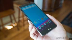 This decade-old LG phone sparked my love for…