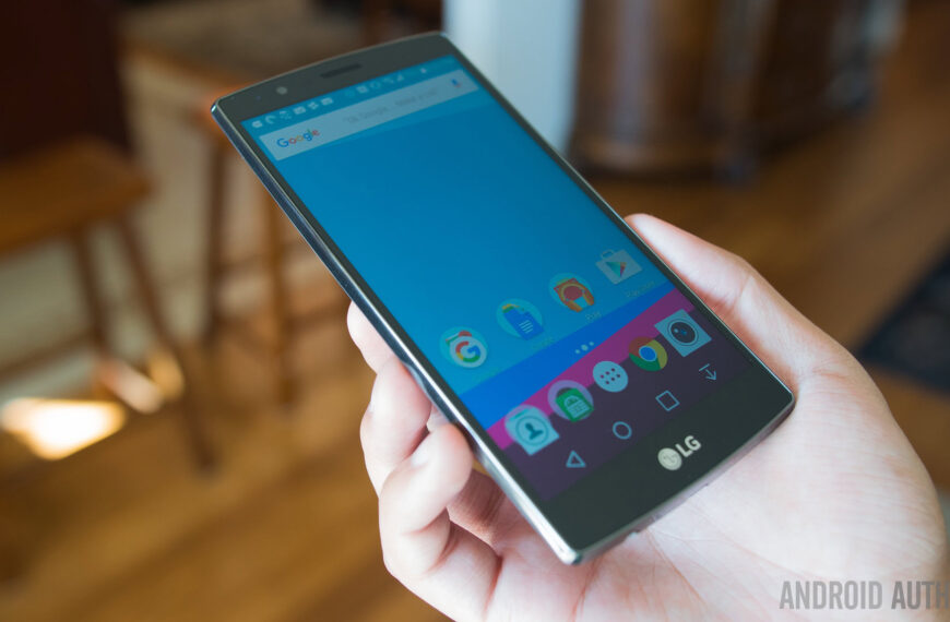 This decade-old LG phone sparked my love for photography — then it died