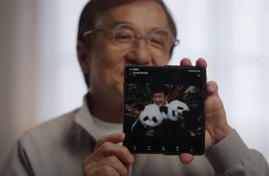 Jackie Chan was spotted using a foldable on…