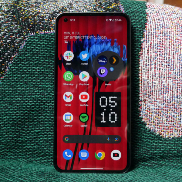 Nothing Phone 1 gets a feature-packed encore before lights out