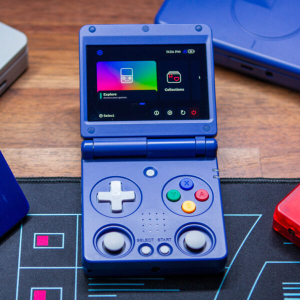 This retro handheld looks like a Game Boy Advance SP, but plays so much more