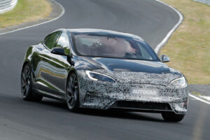 Tesla primes updates for hot Model S Plaid…