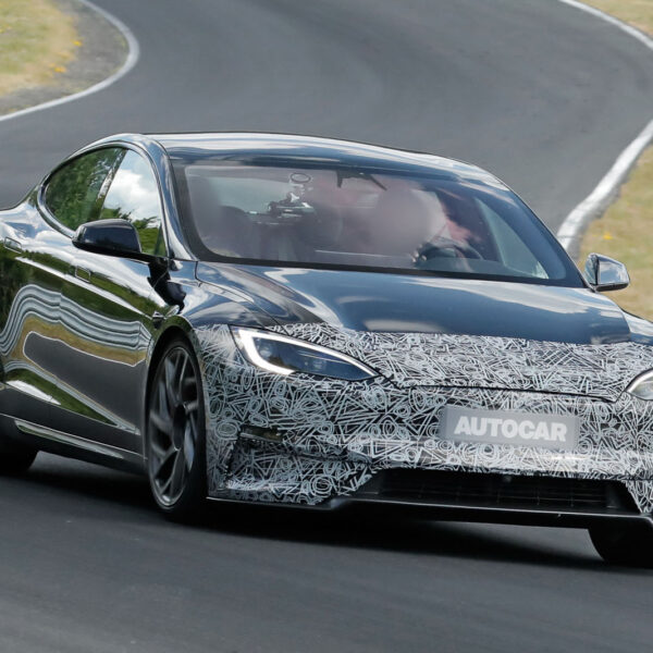 Tesla primes updates for hot Model S Plaid and Model Y Performance