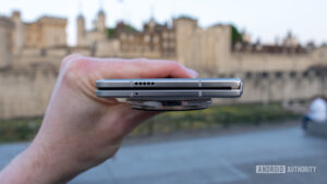 2025 ರಲ್ಲಿ ಫೋಲ್ಡೇಬಲ್‌ಗಳು ತೆಳ್ಳಗಿರುತ್ತವೆ ಮತ್ತು ಹಗುರವಾಗಿರುತ್ತವೆ, ಆದ್ದರಿಂದ ಬ್ರ್ಯಾಂಡ್‌ಗಳು&hellip;