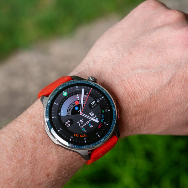 This workout-focused smartwatch makes my Pixel Watch feel like a toy