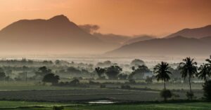 ಸುಂಕಗಳಿಗೆ ಪ್ರತಿಕ್ರಿಯೆಯಾಗಿ ಹೆಚ್ಚಿನ ಯುಎಸ್ ಐಫೋನ್ಗಳನ್ನು ಈಗ ಭಾರತದಲ್ಲಿ ತಯಾರಿಸಲಾಗಿದೆ