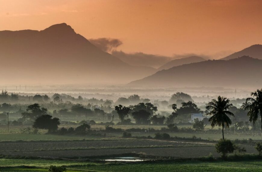 ಸುಂಕಗಳಿಗೆ ಪ್ರತಿಕ್ರಿಯೆಯಾಗಿ ಹೆಚ್ಚಿನ ಯುಎಸ್ ಐಫೋನ್ಗಳನ್ನು ಈಗ ಭಾರತದಲ್ಲಿ ತಯಾರಿಸಲಾಗಿದೆ