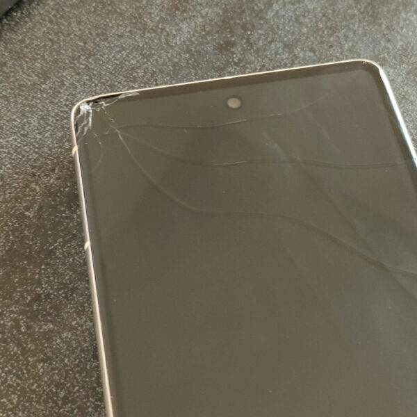 I broke my caseless Pixel but refuse to&hellip;