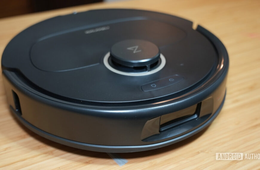 ರೋಬೊರಾಕ್ನ ಅತ್ಯುತ್ತಮ, ಇನ್ನೂ ಉನ್ನತ ಶ್ರೇಣಿಯ ಅರ್ಧದಷ್ಟು ಬೆಲೆ