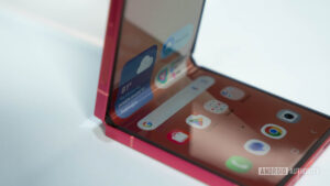 Worried about the Z Flip 7’s screen durability?&hellip;