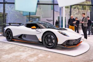 ಸ್ಪೆಕ್-ಟ್ಯಾಕ್ಯುಲರ್: ನಮ್ಮ ಕನಸನ್ನು ನಿರ್ಮಿಸುವುದು ಆಸ್ಟನ್ ಮಾರ್ಟಿನ್ ವಲ್ಹಲ್ಲಾ