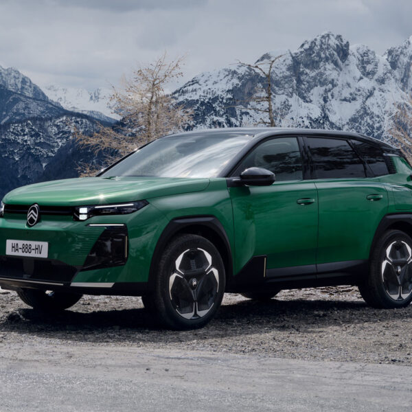 ಎಲೆಕ್ಟ್ರಿಕ್ ಸಿಟ್ರೊಯೆನ್ ಸಿ 5 ಏರ್‌ಕ್ರಾಸ್ ಸ್ಕೋಡಾ ಎನ್ಯಾಕ್ ಅನ್ನು&hellip;