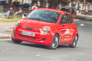 ಪರೀಕ್ಷಿಸಲಾಗಿದೆ: 2025 ಫಿಯೆಟ್ 500 ಇ – ಪೂರ್ಣ ವಿಮರ್ಶೆ,&hellip;