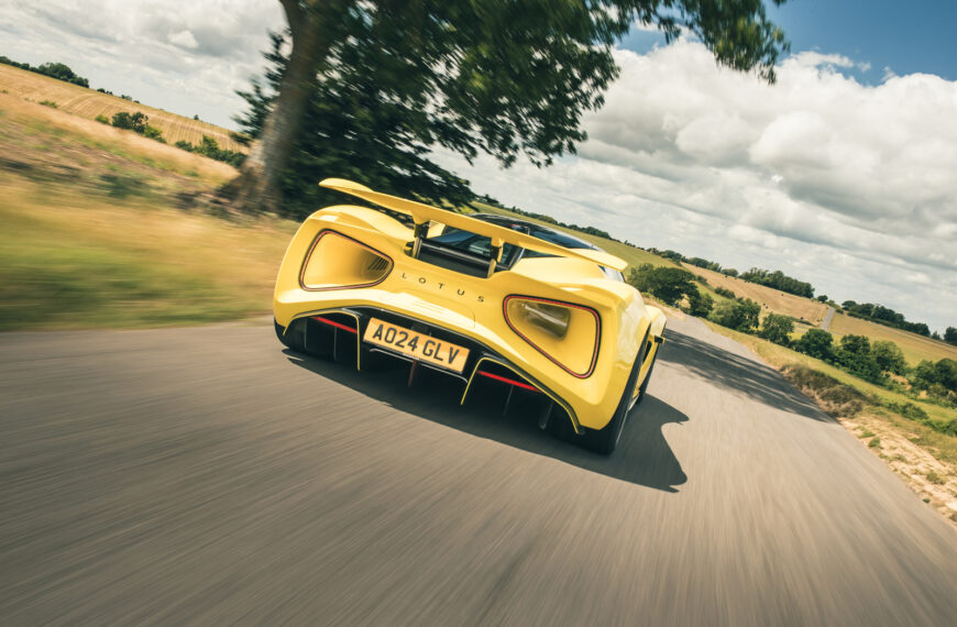 ಆಟೋಕಾರ್‌ನ ವೇಗದ ವೇಗವರ್ಧಕ ರಸ್ತೆ ಪರೀಕ್ಷಾ ಕಾರುಗಳು