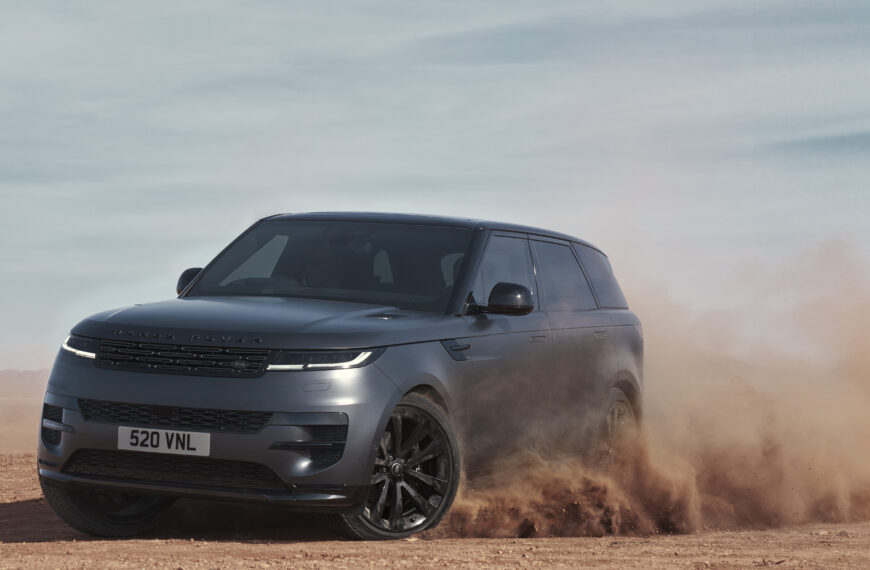 ಜೆಎಲ್ಆರ್ನ ಮಾಂತ್ರಿಕ ತಿರುವು ಬಿಚ್ಚಿಡುವ ಅಪಾಯಗಳು