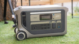 Portable and competes with the best power stations