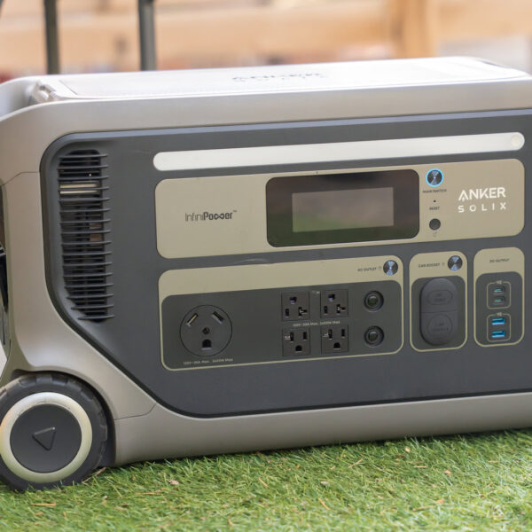 Portable and competes with the best power stations