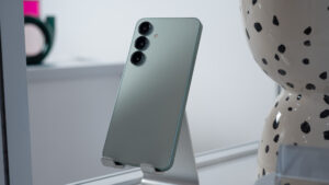 ಬೃಹತ್ ಗ್ಯಾಲಕ್ಸಿ ಎಸ್ 25 ಫೆ ಸೋರಿಕೆ ಪ್ರಾಯೋಗಿಕವಾಗಿ ಅದರ&hellip;