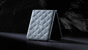 Motorola Razr 2025 gets a Swarovski treatment but&hellip;