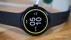 ಗೂಗಲ್ ಪಿಕ್ಸೆಲ್ ವಾಚ್ 4 ಅನ್ನು ಸೋರಿಕೆ ಮಾಡಿರಬಹುದು