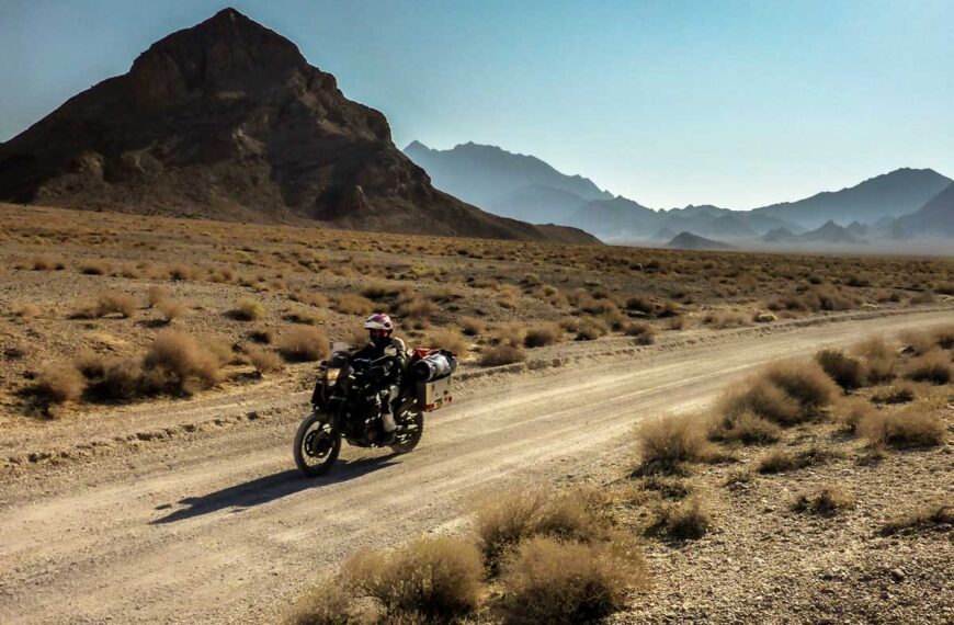 ರೇಷ್ಮೆ ರಸ್ತೆಯಲ್ಲಿ ಮೋಟಾರ್ಸೈಕಲ್ ಪ್ರಯಾಣ