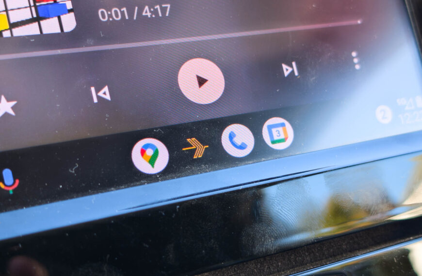 Android Auto’s new music player UI is finally reaching more drivers