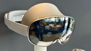 Galaxy XR’s ‘key’ Android Enterprise update makes it&hellip;