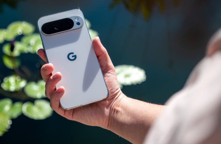 Google says Android phones now block more scams than iPhones