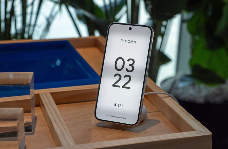 Just a few days before Unpacked, T-Mobile wants to give you the Galaxy S26’s biggest competition for FREE (no trade-in required)