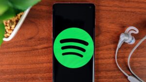 Spotify on Wear OS just got a big&hellip;