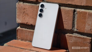 The Galaxy S25 FE might be Samsung’s best-kept&hellip;