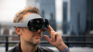 Latest Android XR update gives Galaxy XR some&hellip;