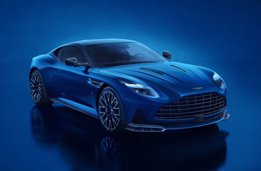New Aston Martin DB12 S&hellip;